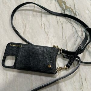 Women’s phone wallet